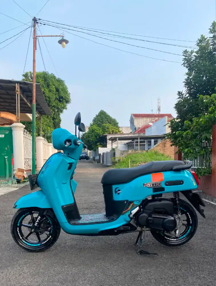 YAMAHA FAZZIO 2023 HYBRID-CONNECTED NEO LOW KM ISTIMEWA