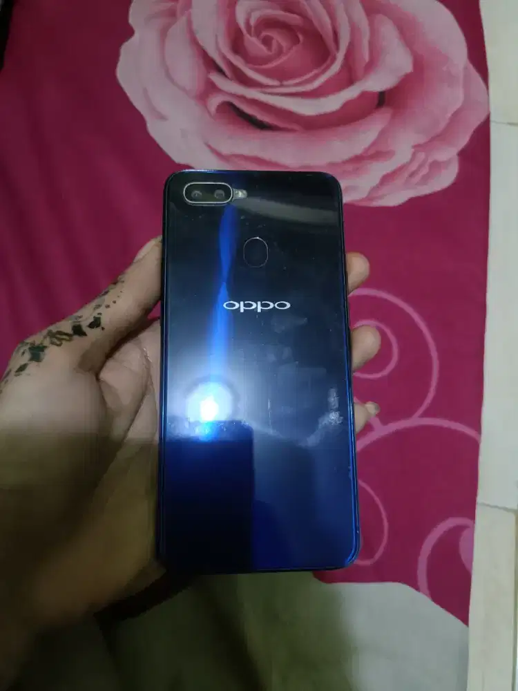 Handphone Oppo f9 4/64gb
