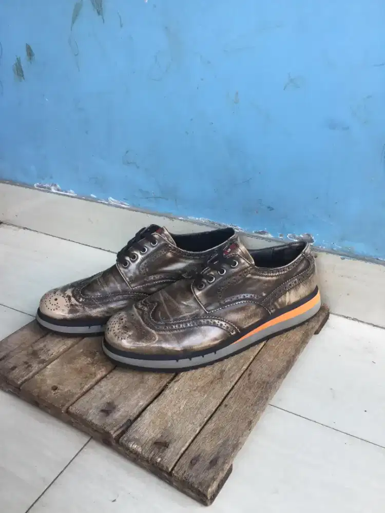 Sepatu PRADA Sport