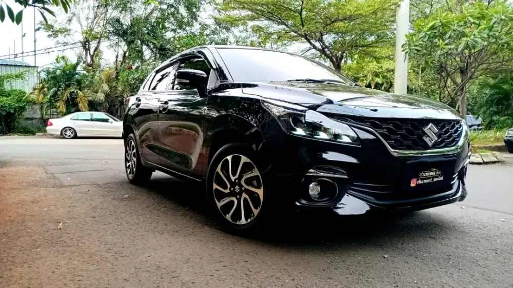 SUZUKI BALENO 2023 HATCHBACK HITAM