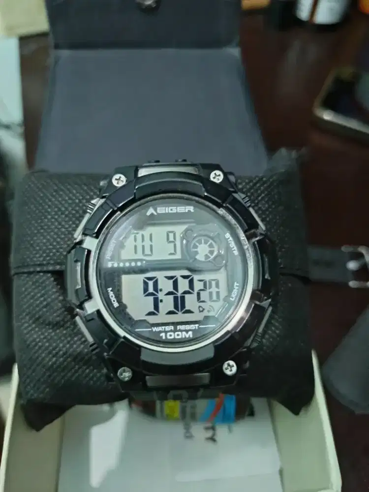 Jam Tangan Eiger