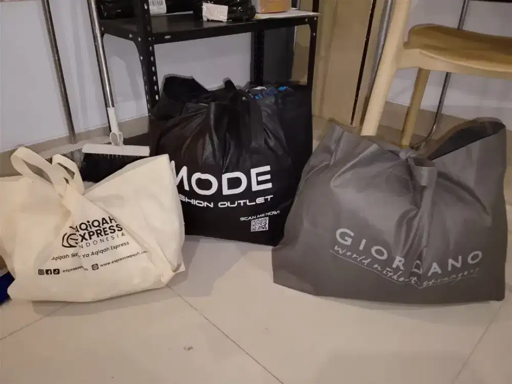 STAFF GOSOK LAUNDRY