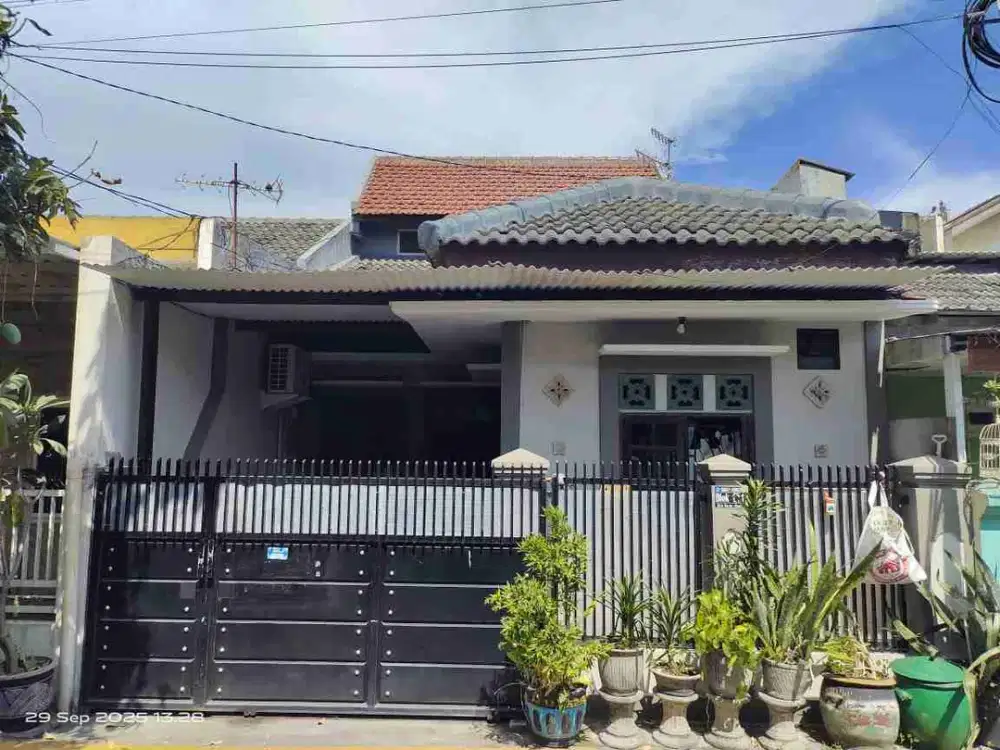 DI JUAL RUMAH 

PERUM GRAHA KUNCARA BLOK L - 11
KEL. : KEMIRI
KEC. : SIDOARJO 
KAB  : SIDOARJO
