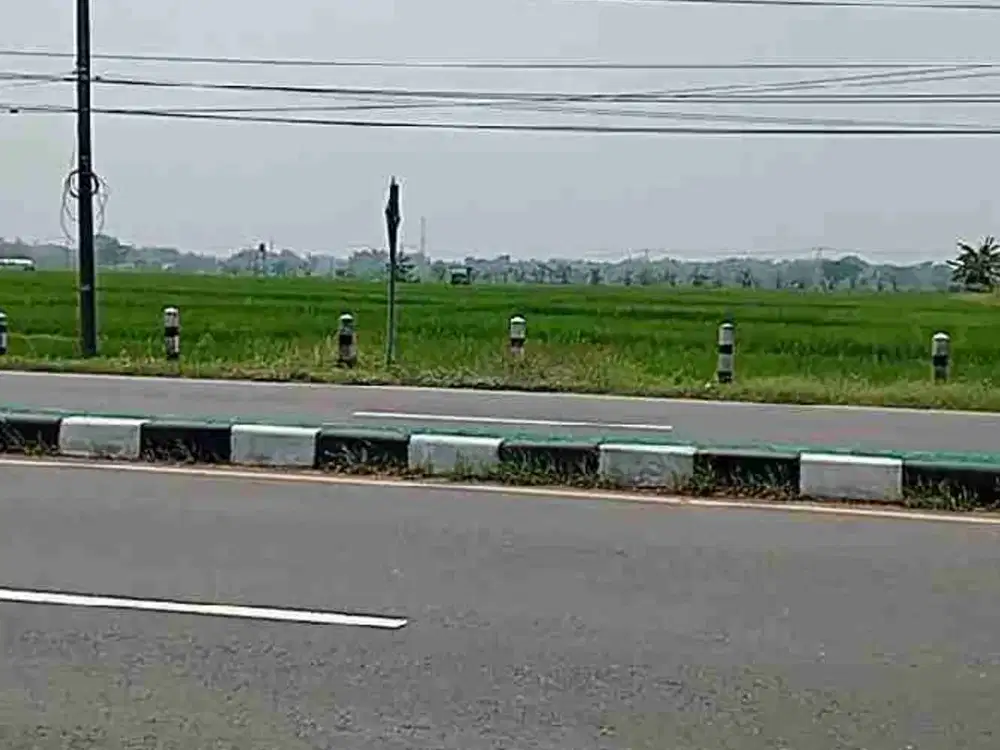 tanah pinggir jl nasional dekat exit tol Sragen