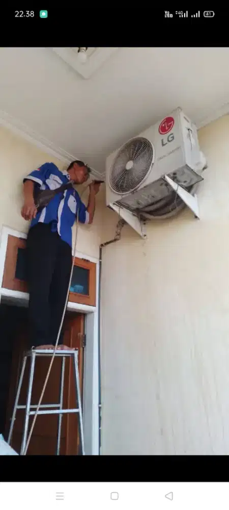 Jasa servis AC kulkas mesin cuci kompa air dll bergaransi
