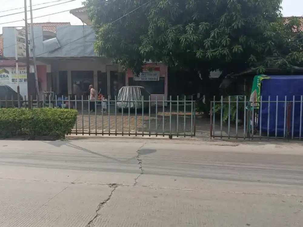 Disewakan Rumah Ex Apotek di Pondok Kacang, Kecamatan Pondok Aren, tanggerang selatan
