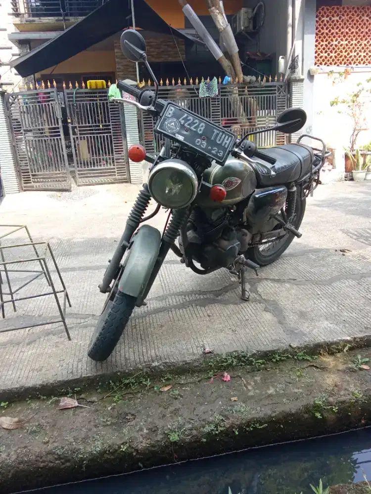 Kawasaki W 175 SE 2018