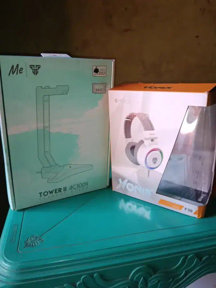 Headphone Rexus vonix F30 sama Stand Tower
