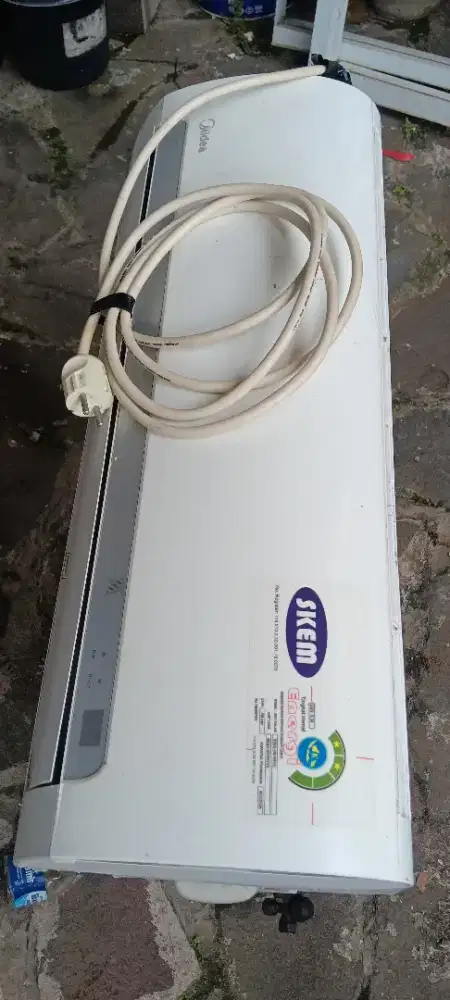 Jual AC Midea 1 PK tipe Split