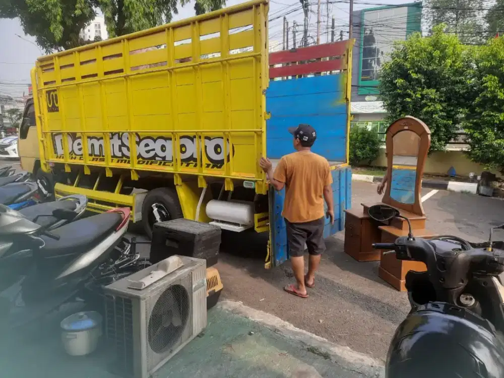 Sewa truk pindahan rumah aman nyaman dan terpercaya