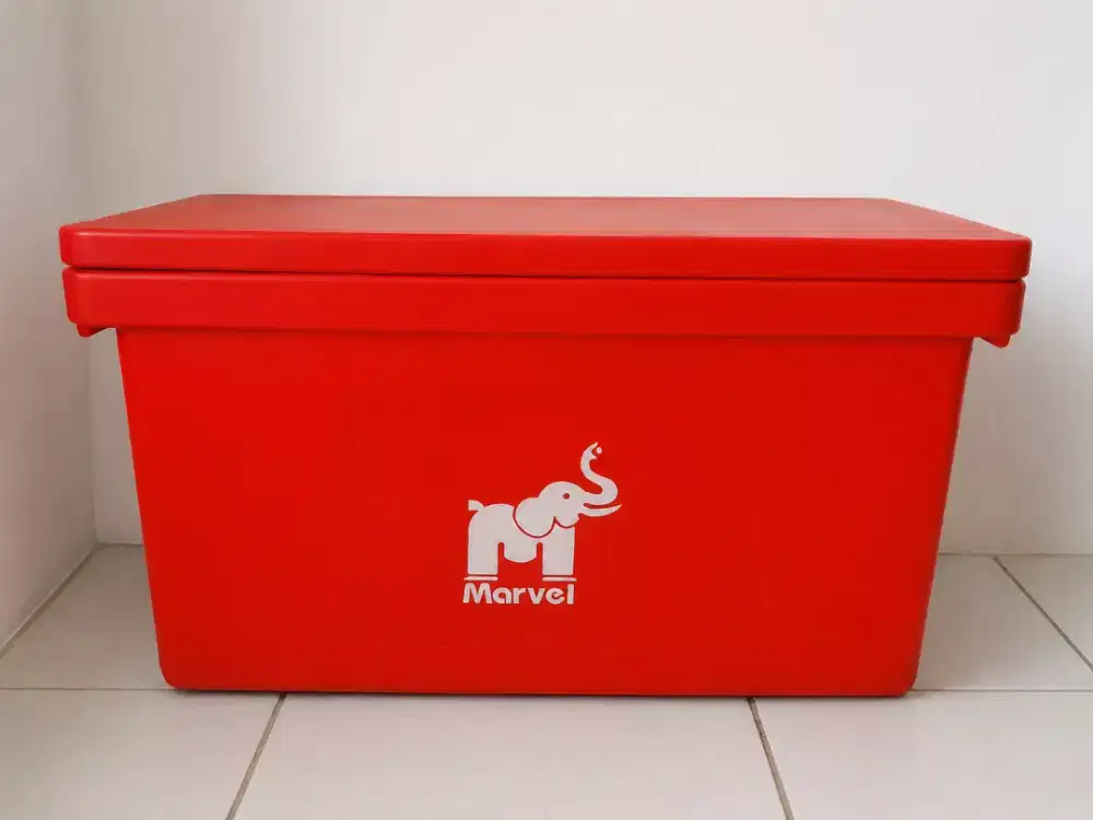 Container Box Plastik Marvel