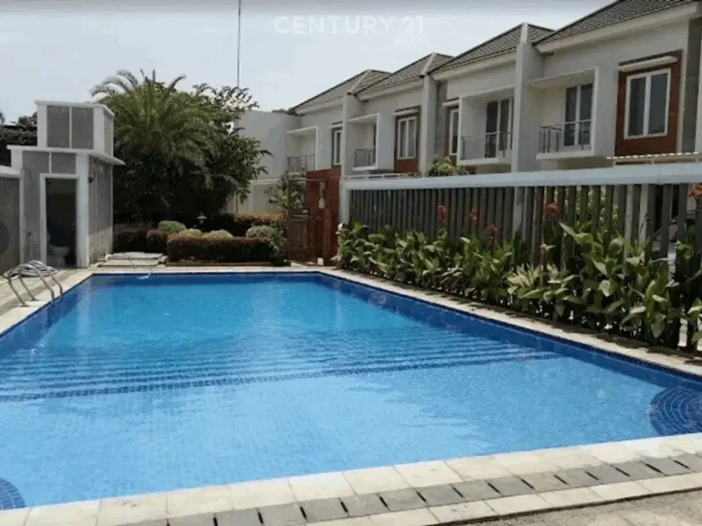 Dijual rumah dalam cluster view kolam renang lokasi strategis di area bintaro sektor 9