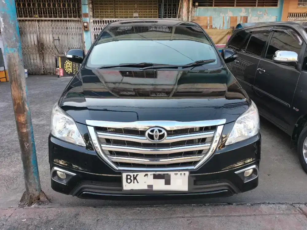 Toyota Innova V Solar Diesel AT Matic 2015