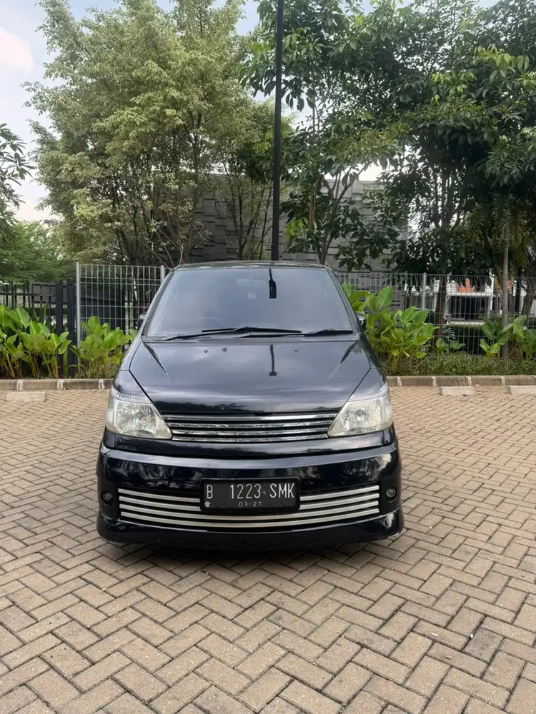 Nissan Serena 2012 Bensin