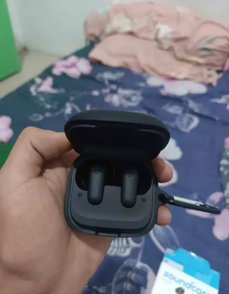 Headseat Soundcore R50i jarang dipakai