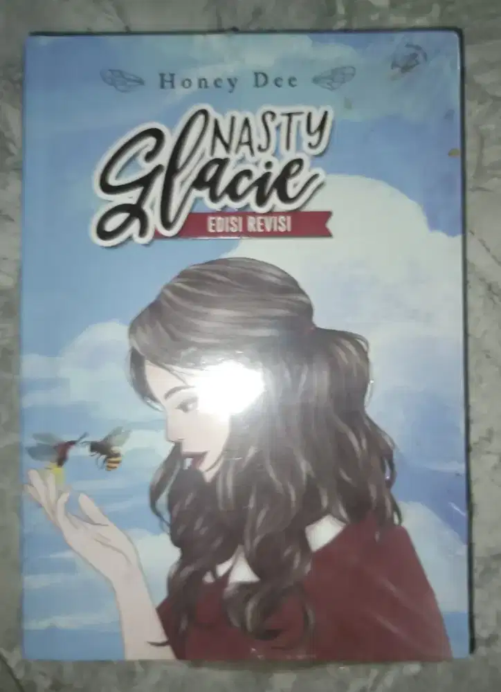 Buku Nasty Glacie - Honey Dee