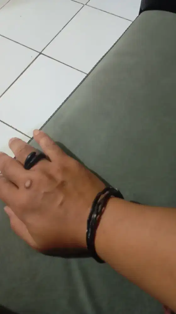 Gelang dan cincin bagus natural
