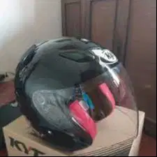 Jual Helem bekas, tangan pertama