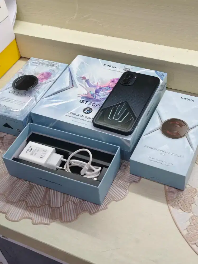 Infinix gt 50 pro 12/256gb cooling edition fullset like new