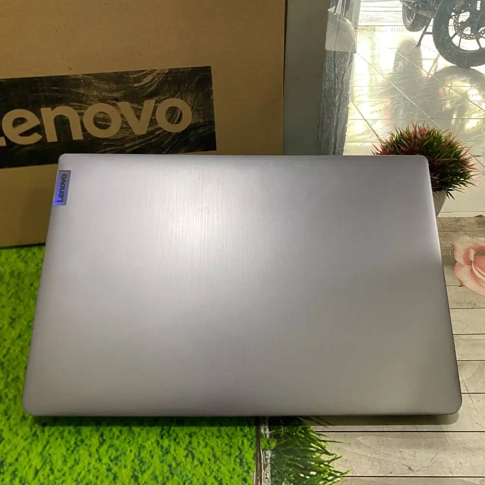 New Lenovo Ideapad Slim 3i Core i3-1215U 8GB 512GB 14 FHD Windows 11