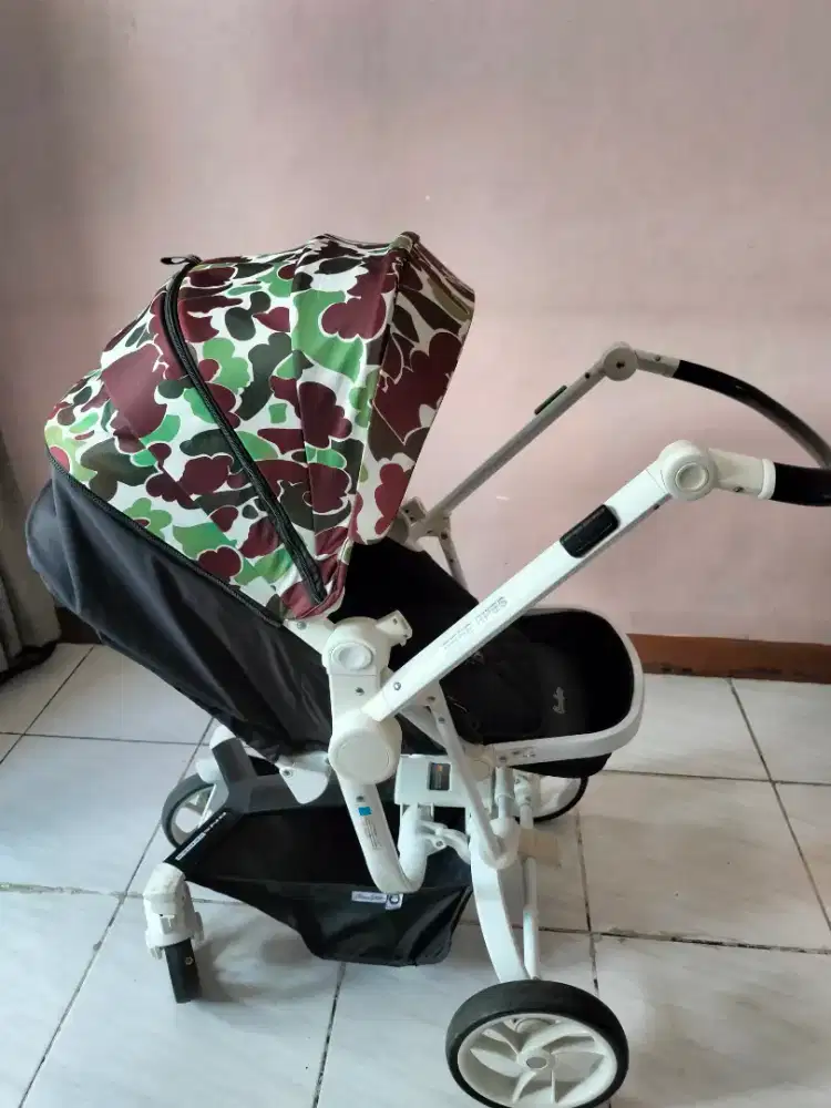 Preloved Stroller cocolatte Bebe Apes
