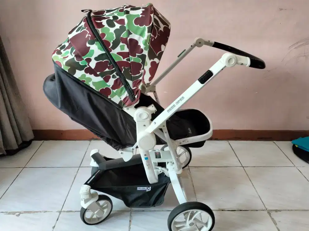 Preloved Stroller cocolatte Bebe Apes