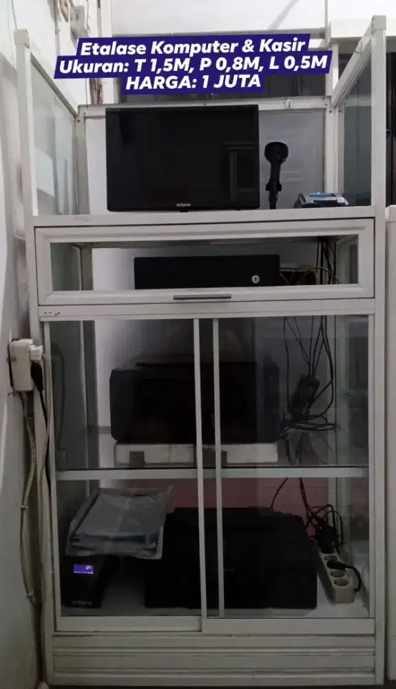 Etalase bekas apotek