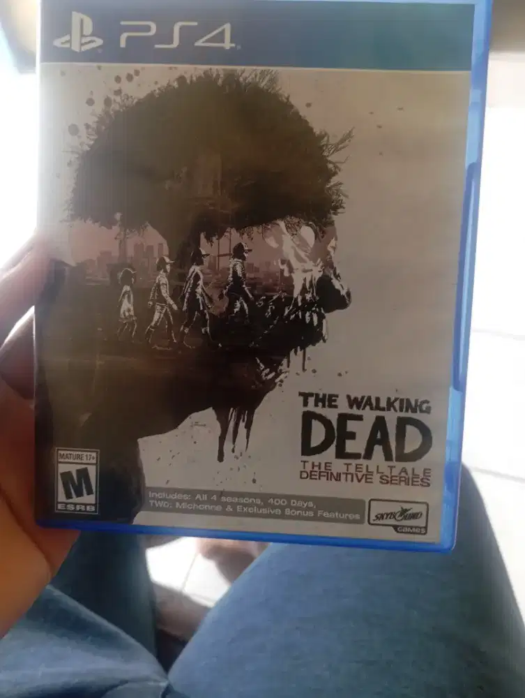 Kaset PS4 the walking dead
