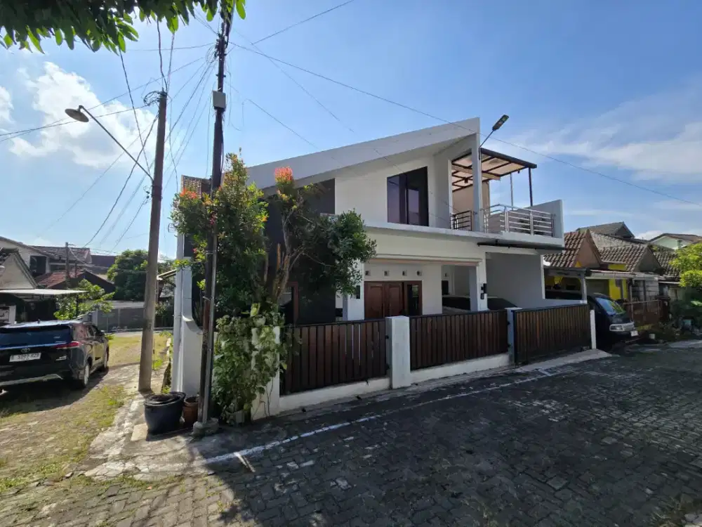 RUMAH HOOK SIAP HUNI DEPAN BPK BANYUMANIK