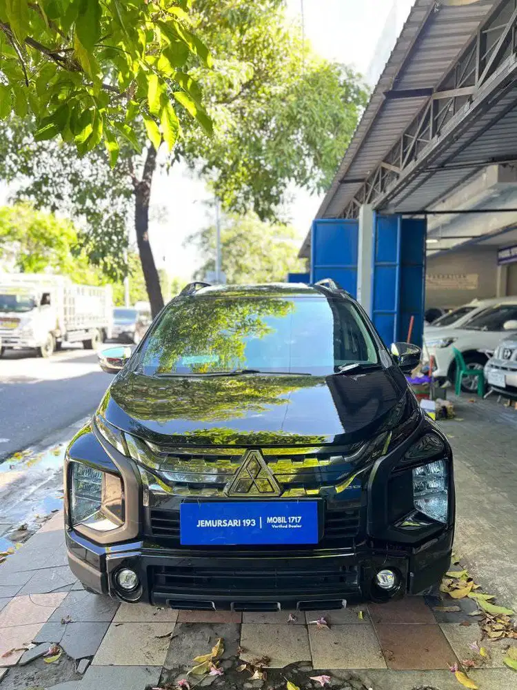 MITSUBISHI 2021 XPANDER CROSS 1.5 M/T HITAM MEWAH MOBIL1717 JEMURSARI