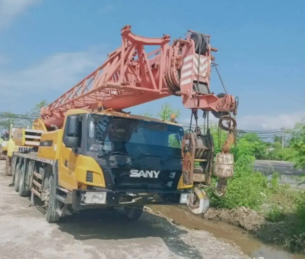 Truck crane sany
