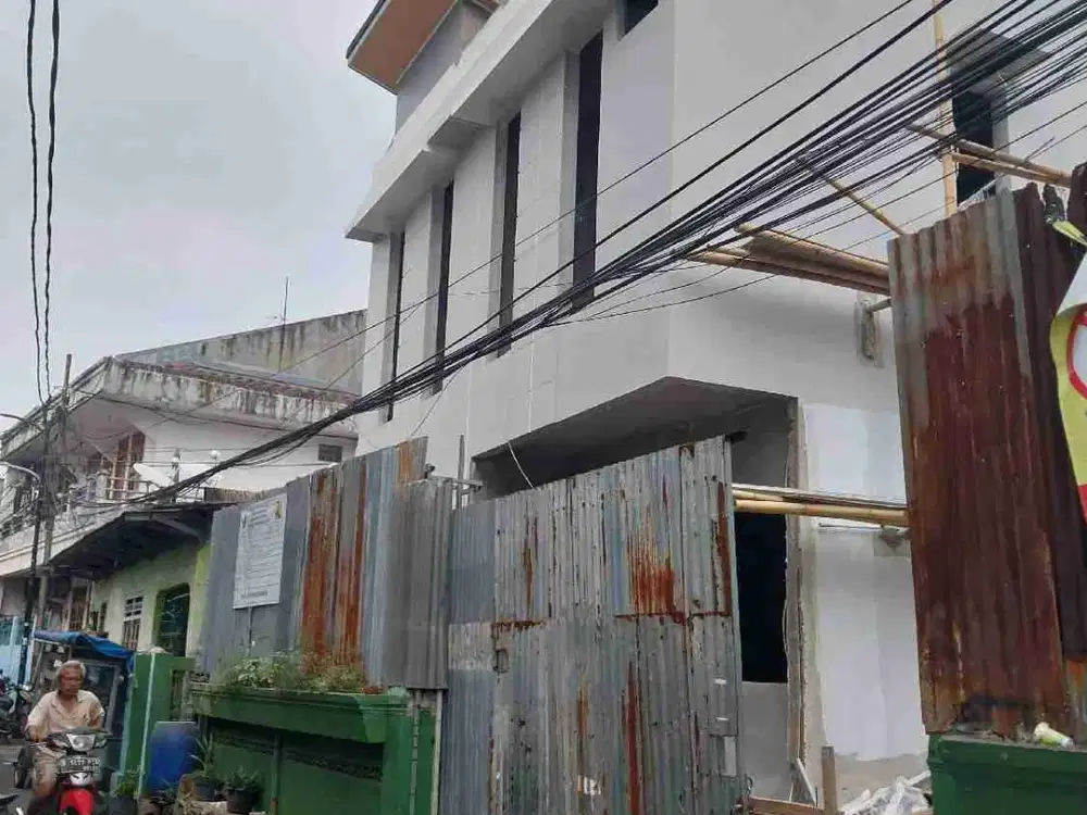 Di Jual Rumah Cempaka Putih Tengah akses motor