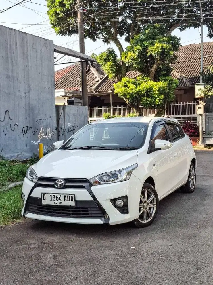 Toyota Yaris G manual 2015