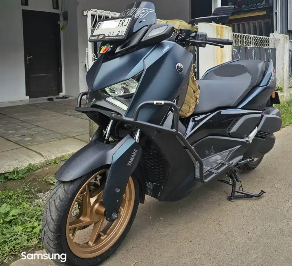 Yamaha Xmax Connected 2023