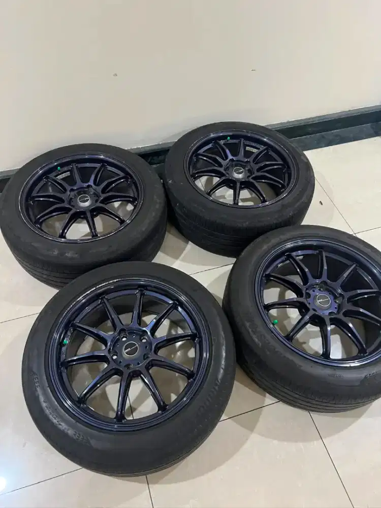 VELG R18 BAN BS COCOK BUAT INNOVA