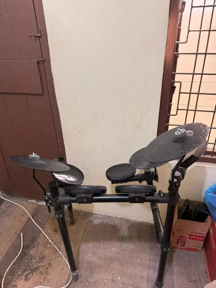Drum elektrik Yamaha DTX 402K