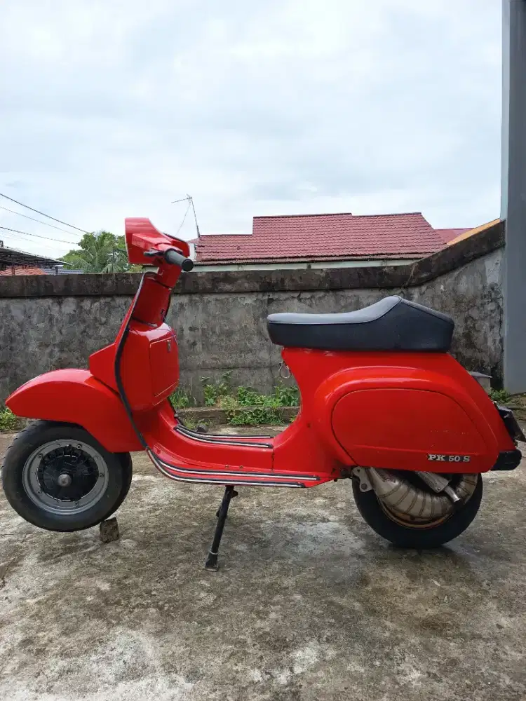 Vespa PK (repro)