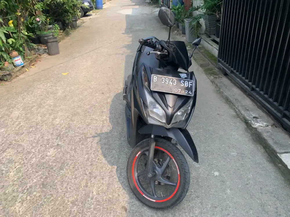 Vario 125 Hitam 2014