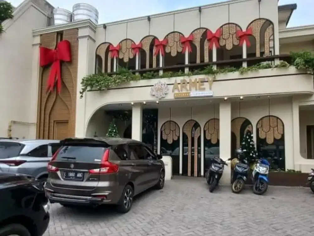 Dijual Bangunan Cocok untuk Usaha Resto Area Opak Surabaya.