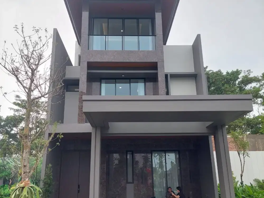 Dijual Rumah Baru Matera Lake Side 3 Lantai Type 8 Dekat Aniva