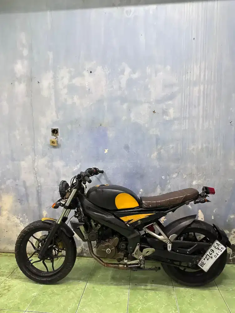 Kawasaki Pulsar 200Ns