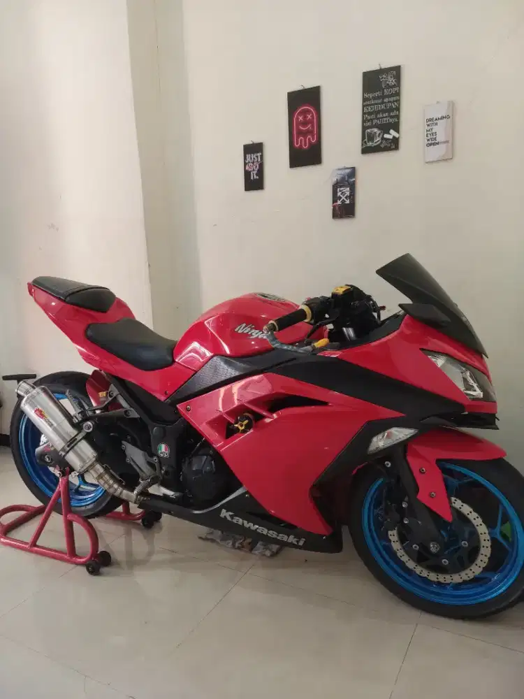 Ninja fi 250cc thn 2015