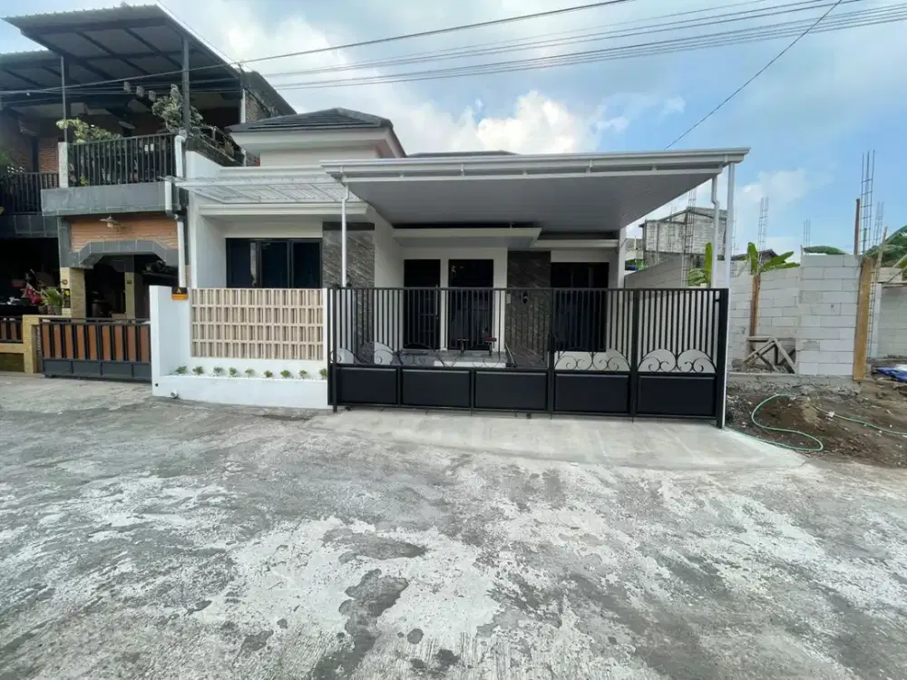 Rumah Baru Modern Hanya 150 Meter dari Jalan Jogja-Solo - Lokasi Emas Dekat Ringroad, Harga Nego!