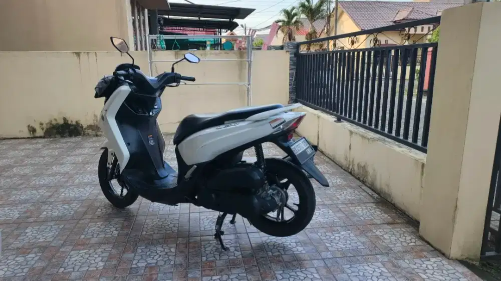 Yamaha Lexi 2018