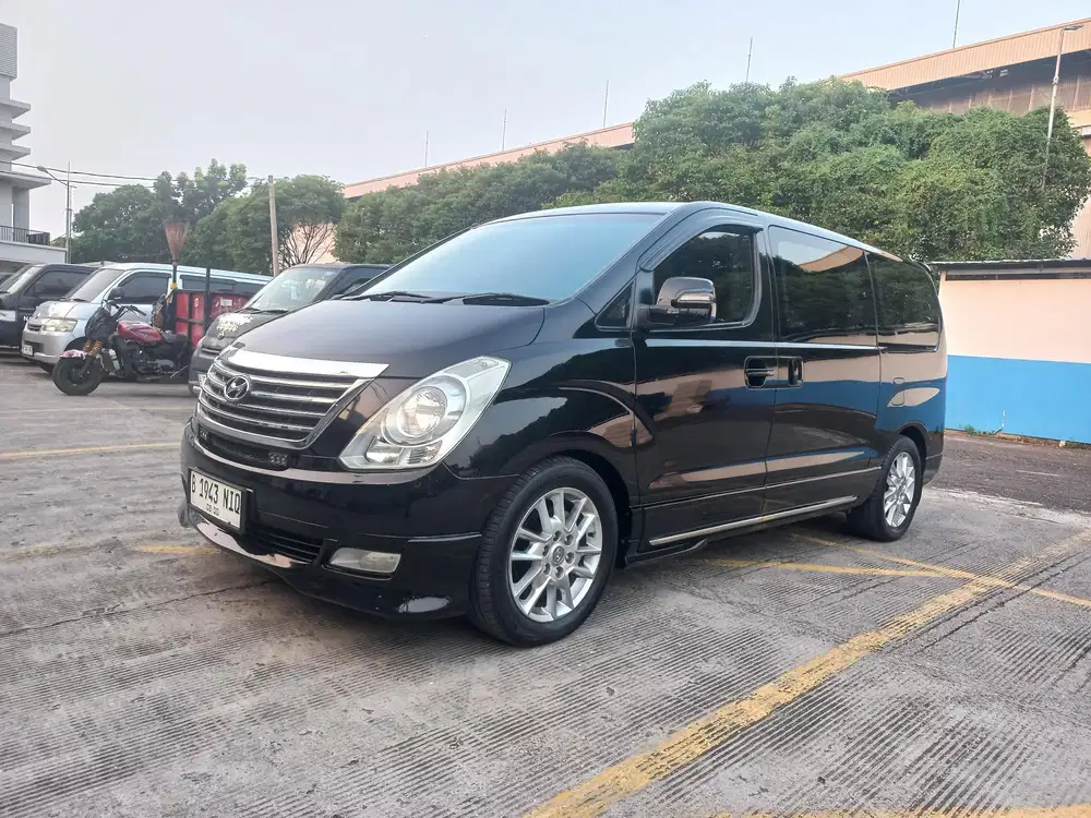 Hyundai H-1 XG diesel at 2011