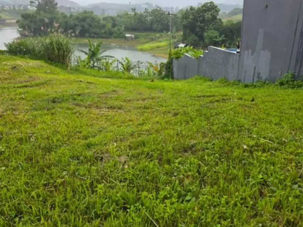 Tanah Kavling Kota Baru Parahyangan Tatar Kumalasinta View Danau Hadap Tenggara Siap Bangun