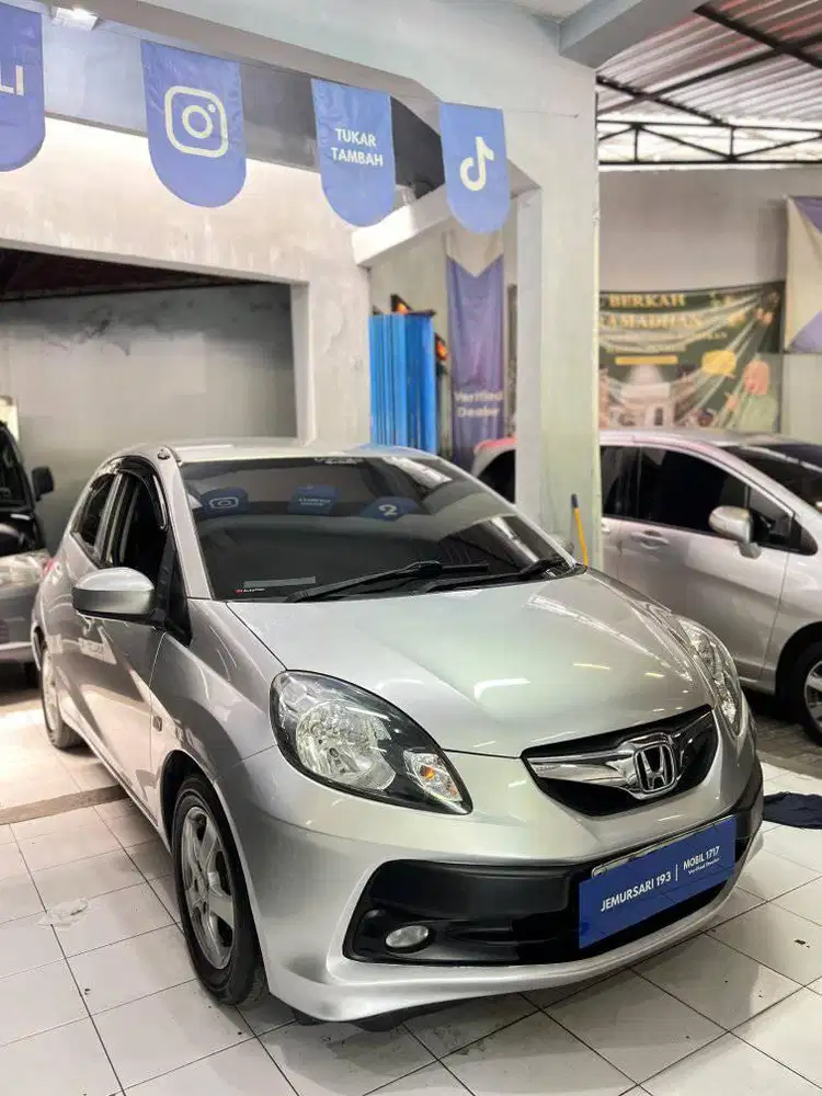 HONDA 2015 BRIO E 1.2 AT SILVER
JL.RAYA JEMURSARI MOBIL 1717