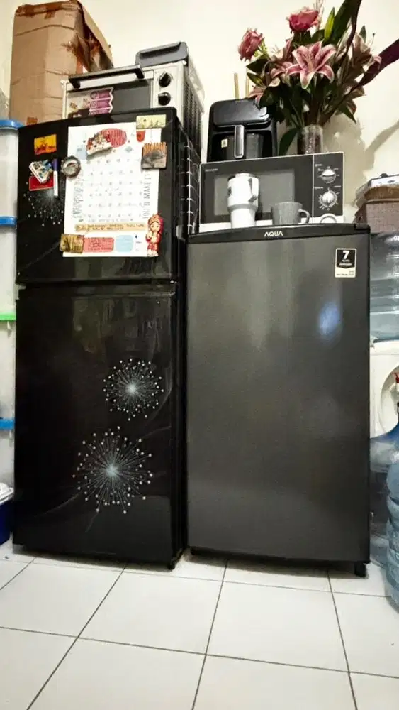 Kulkas shap 2 pintu & kulkas frezer ( nego sampai jadi )