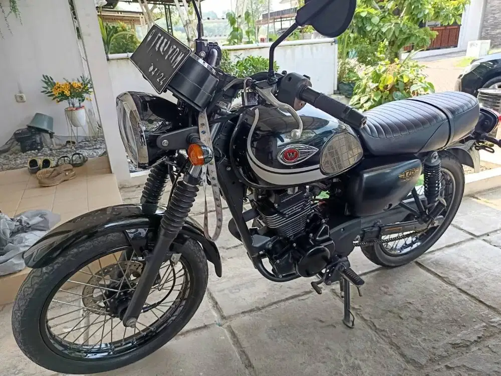 Kawasaki W175 SE 2019 Black