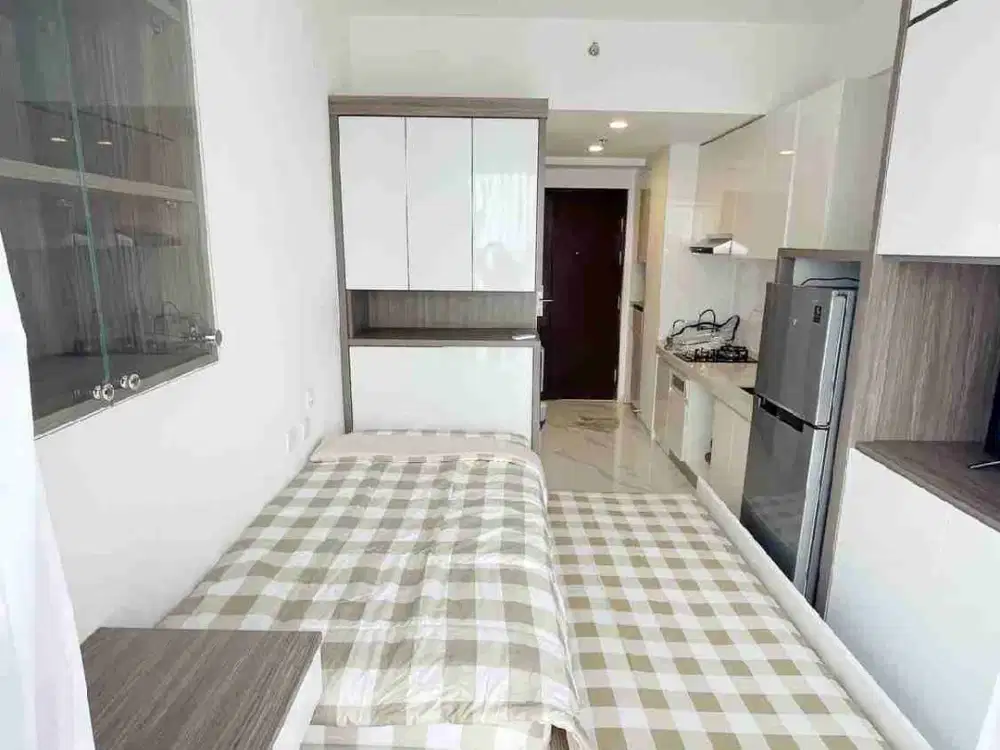 DISEWAKAN CEPAT APARTEMENT SKY HOUSE BSD FURNISH PREMIUM, DI TANGERANG SELATAN